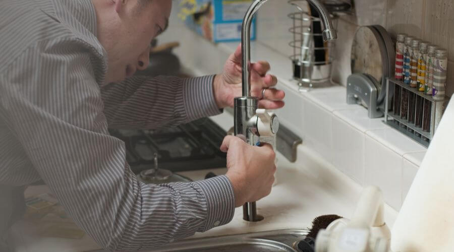 Professional expert plumbing services in Hailesboro, NY